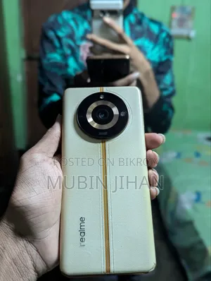 Realme 11 Pro+ 256 GB Gold