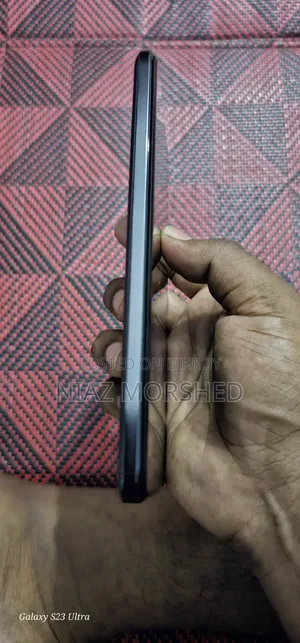 হনোর ২০০ ২৫৬ জিবি ব্ল্যাক