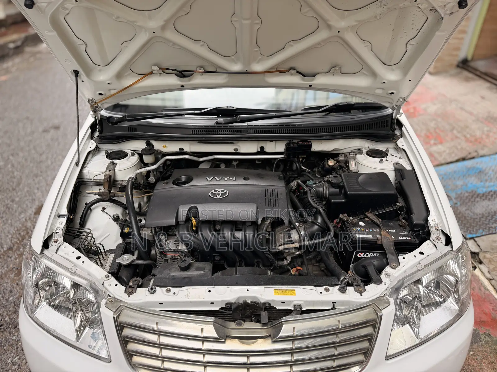 Toyota Corolla 2005 White