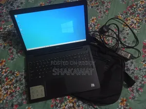 Laptop Dell Inspiron 15 3000 4GB Intel Core I3 HDD 1T