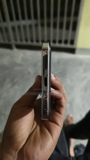Vivo Y300 256 GB Silver
