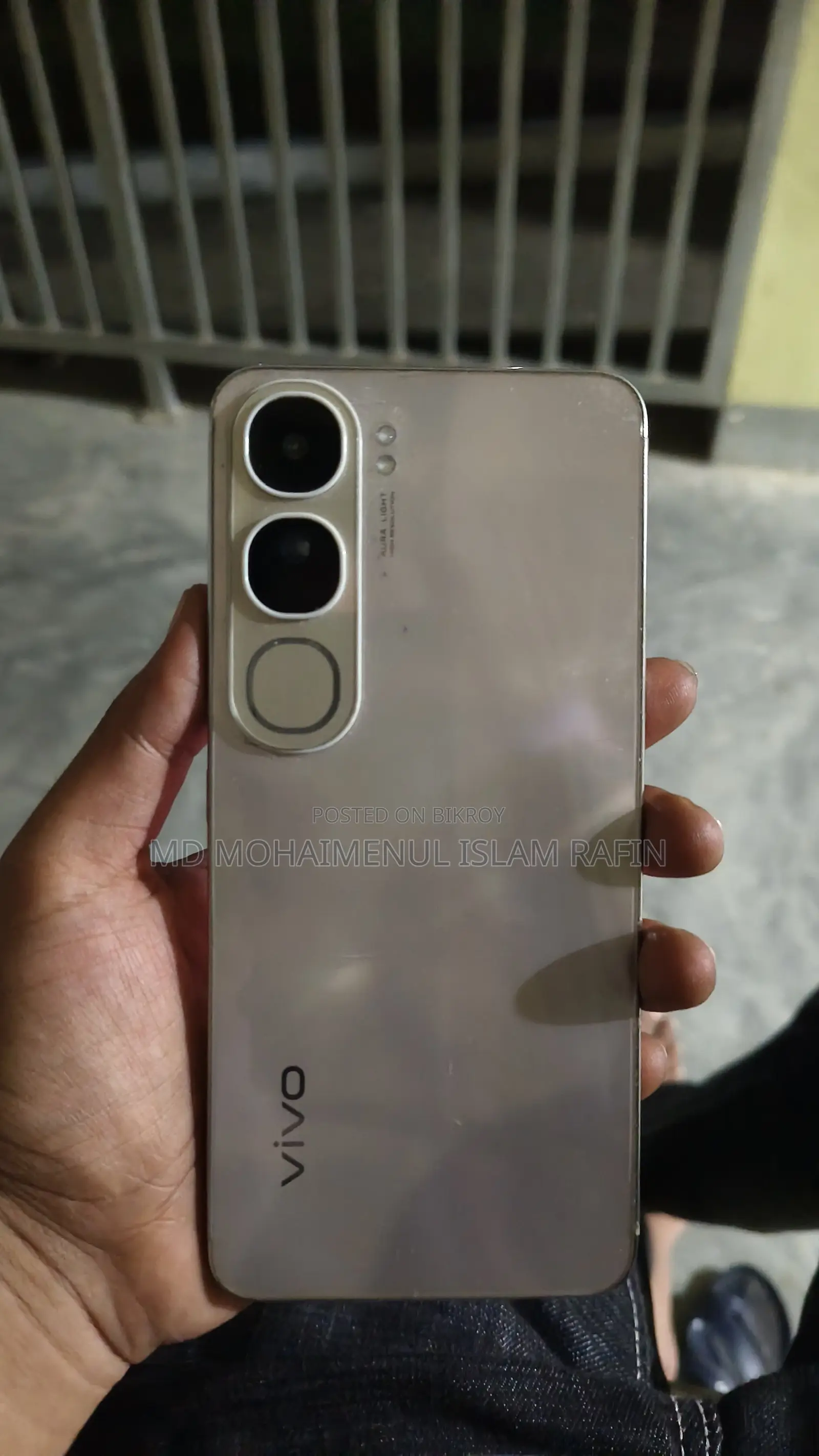 Vivo Y300 256 GB Silver