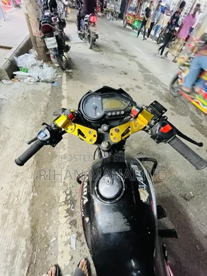 মোটরসাইকেল ২০১৯ কালো