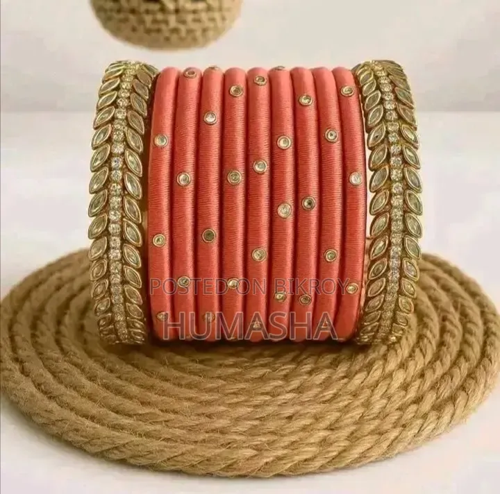 Handmade Kundan Thread Bangles