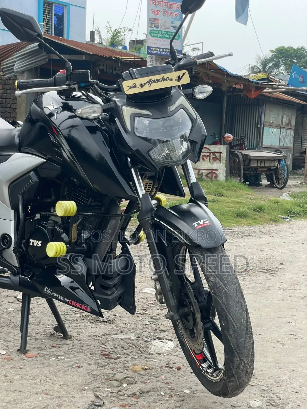 TVS Apache 160 4V 2022 Black