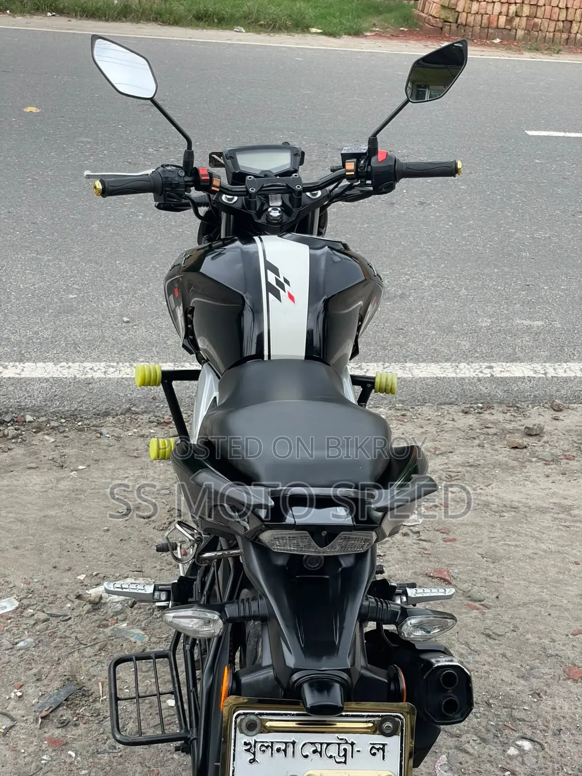 TVS Apache 160 4V 2022 Black