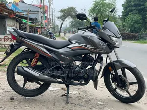 হোন্ডা ২০২১ ধূসর