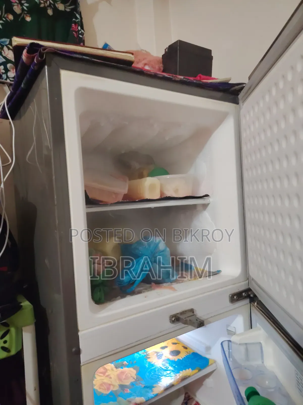 Refrigerator