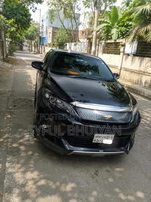 Toyota Harrier 2.0 2016 Black