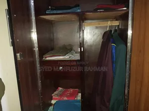 আলমিরা বিক্রির জন্য