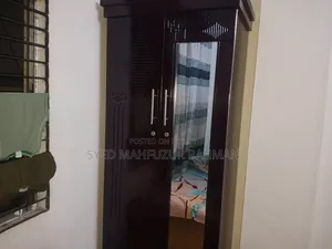আলমিরা বিক্রির জন্য