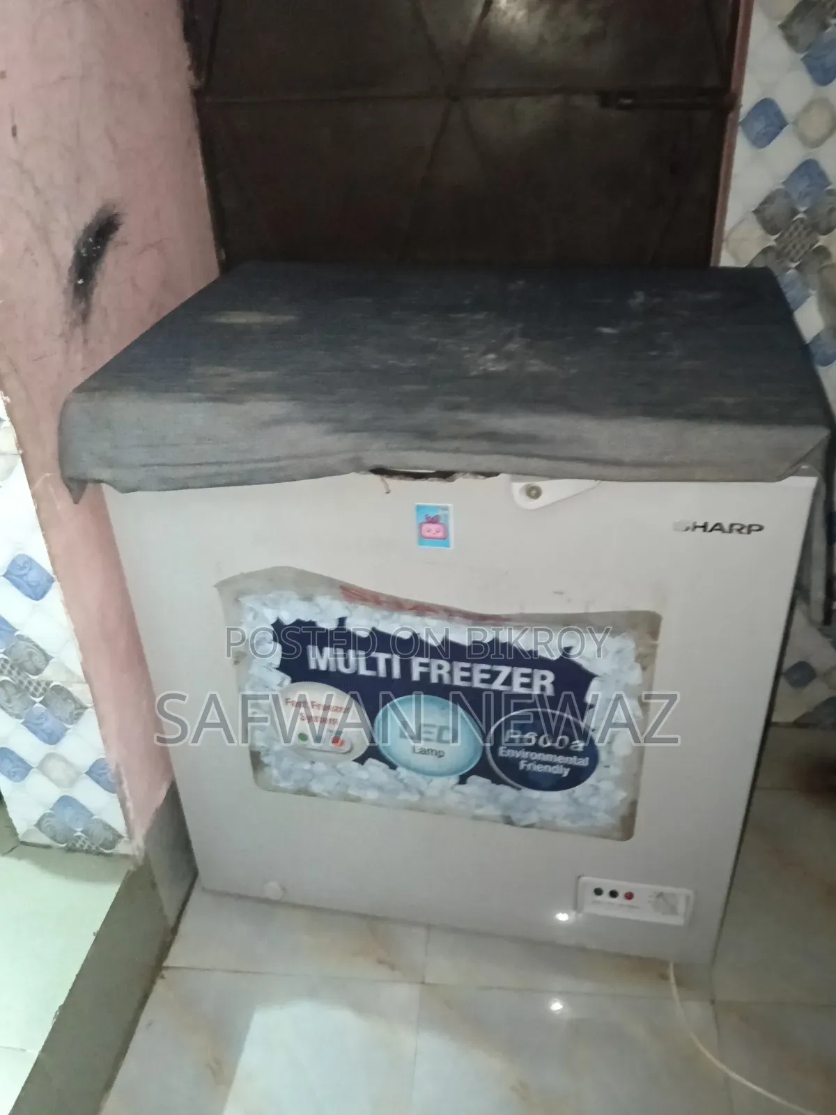 একটা ডিপ ফিরিজ বিক্রি হবে