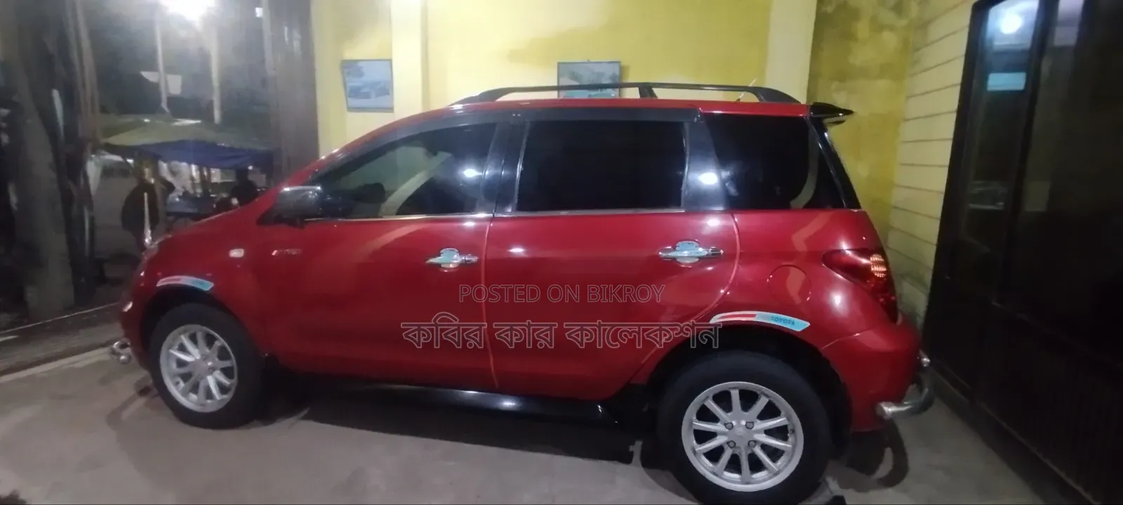 Toyota IST 2004 Red