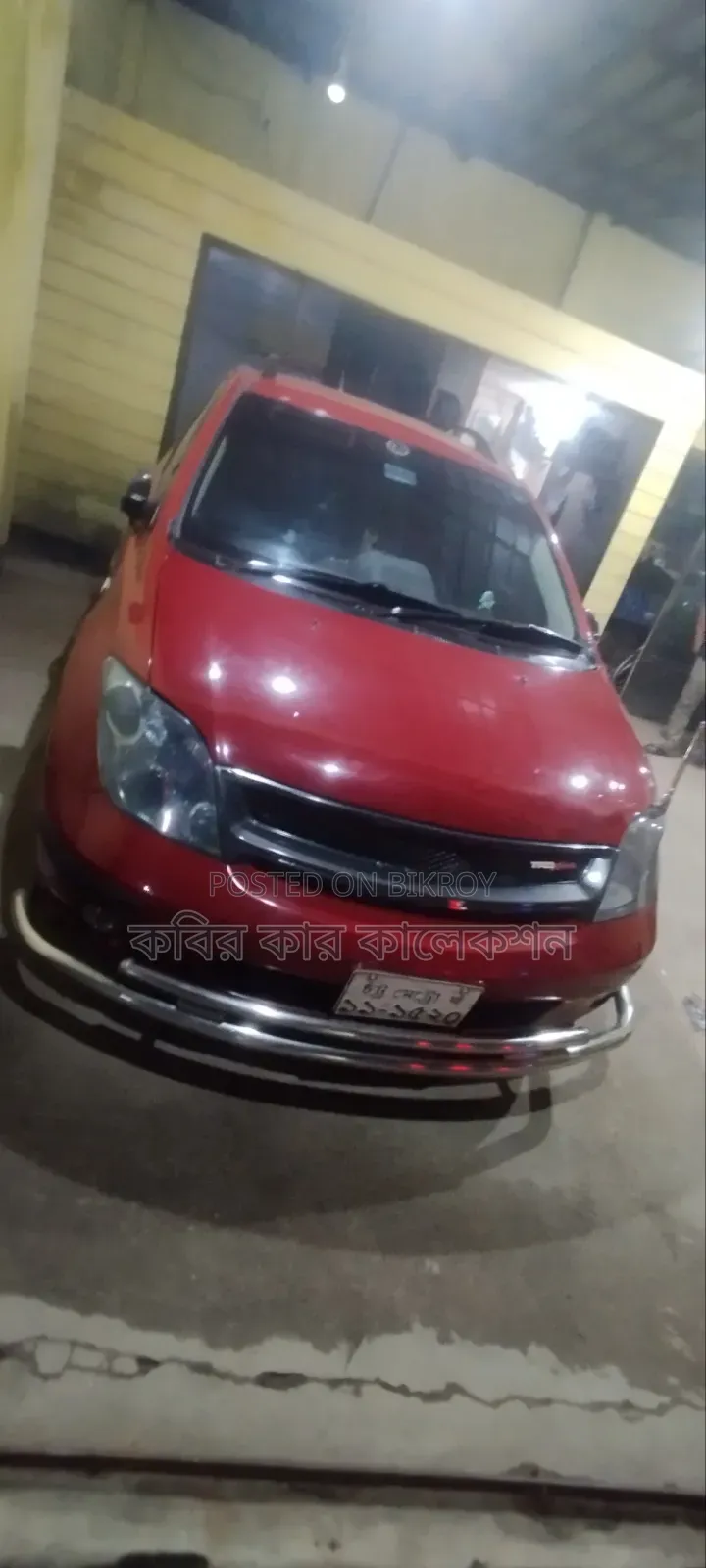 Toyota IST 2004 Red