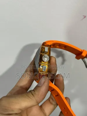 কার্ভড ডিসপ্লে স্মার্ট ওয়াচ