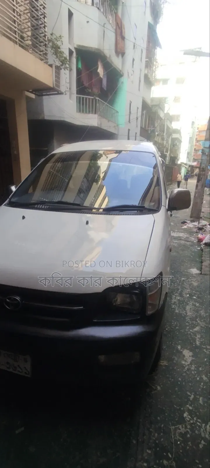 Toyota Noah 2003 White