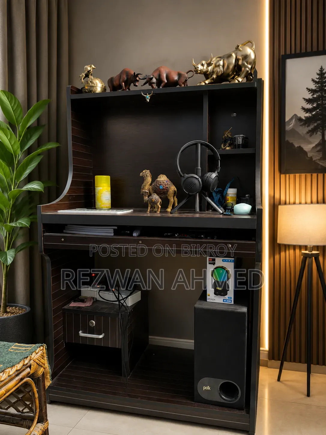 Desktop Table