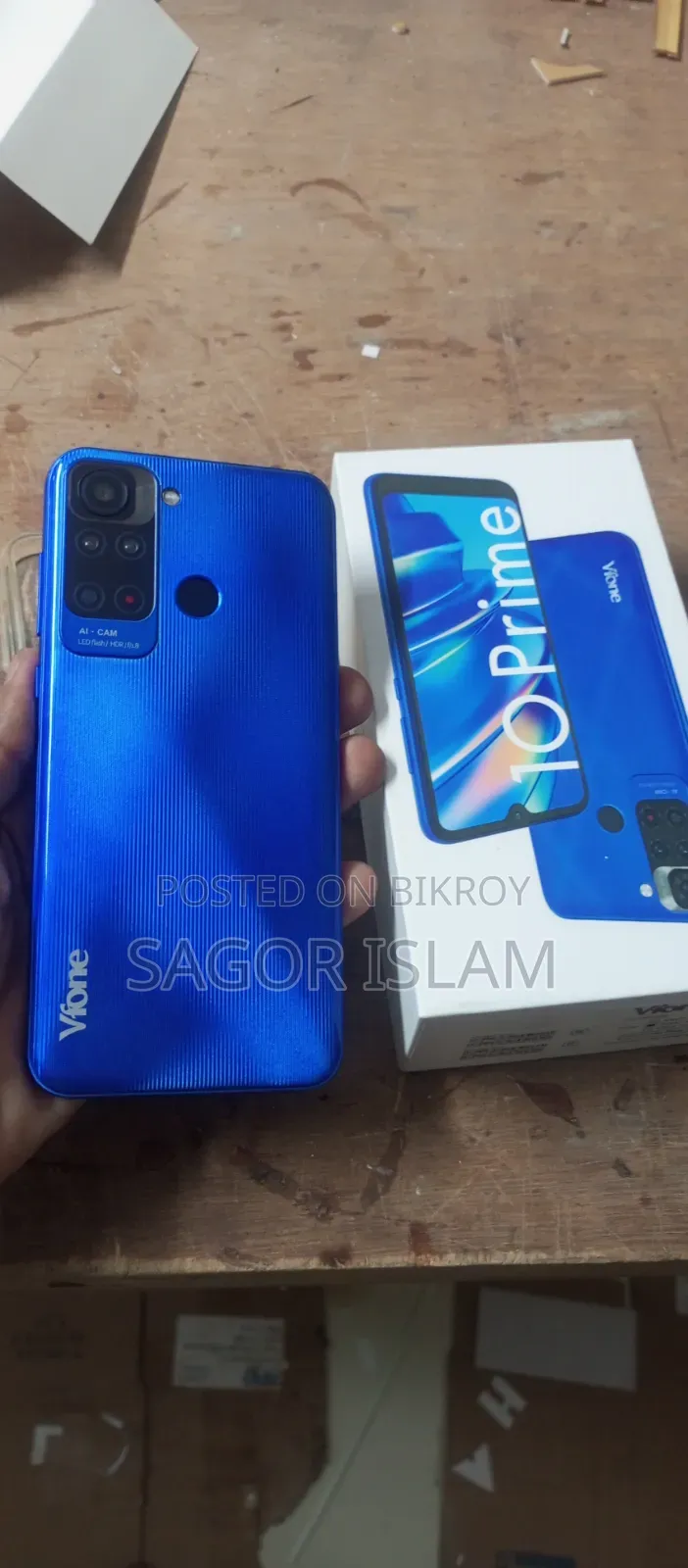 New Vfone 32 GB Blue
