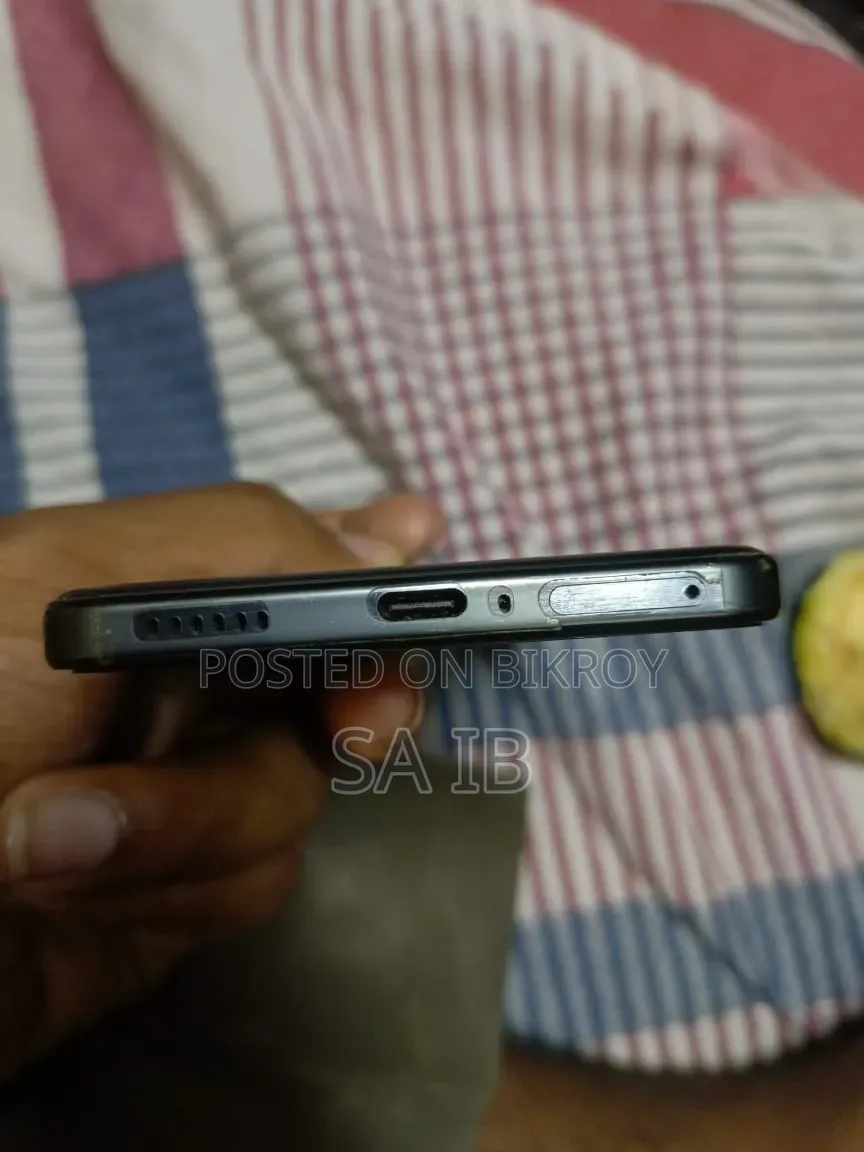 iQOO 256 GB Black