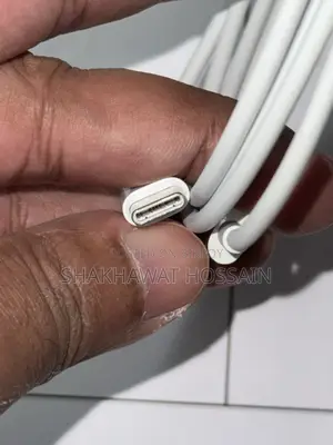 অরিজিনাল এ্যাপল চার্জার / ক্যাবল / ইয়ারপড [আলাদাভাবে বিক্রয় হবে]