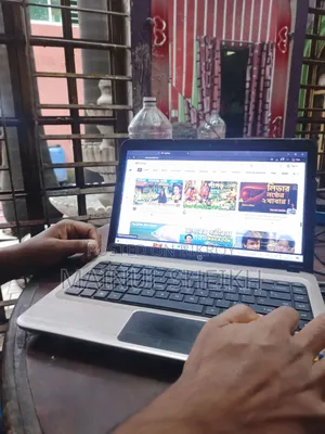 HP Laptop 4GB Intel Core 5 HDD 256GB