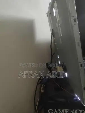 মনিটর ১৯ ইঞ্চি