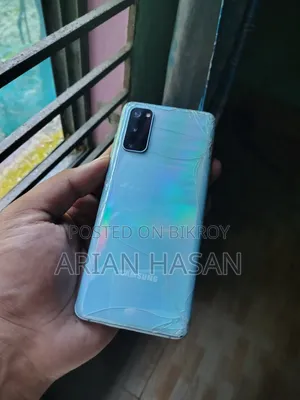 স্যামসাং গ্যালাক্সি এস২০ ৫জি ইউডব্লিউ ১২৮ জিবি