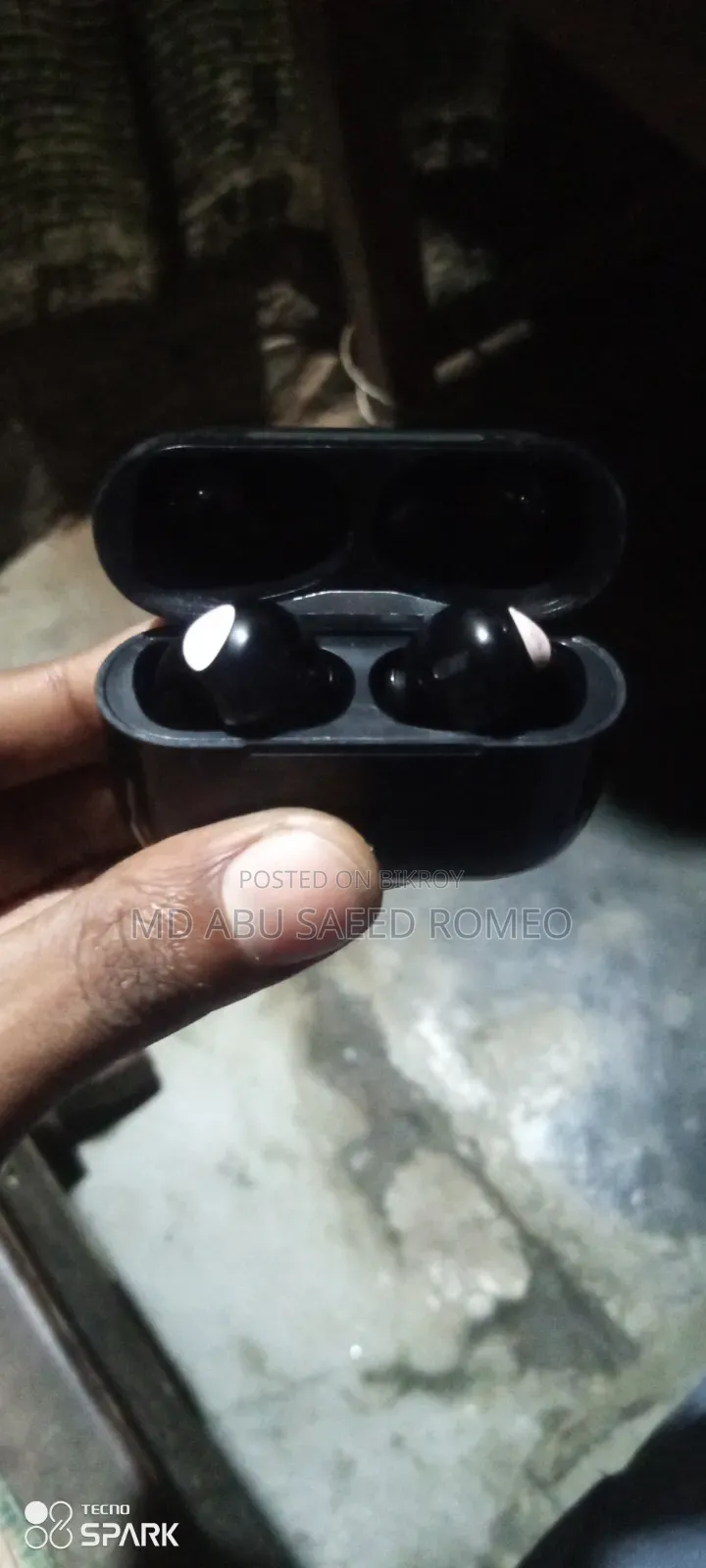 এই ব্লুটুথ হেডফোন বিক্রি আছে