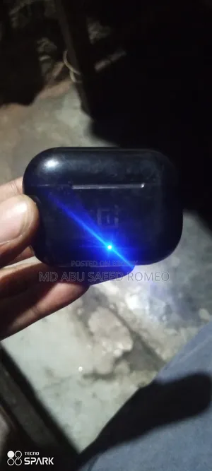 এই ব্লুটুথ হেডফোন বিক্রি আছে
