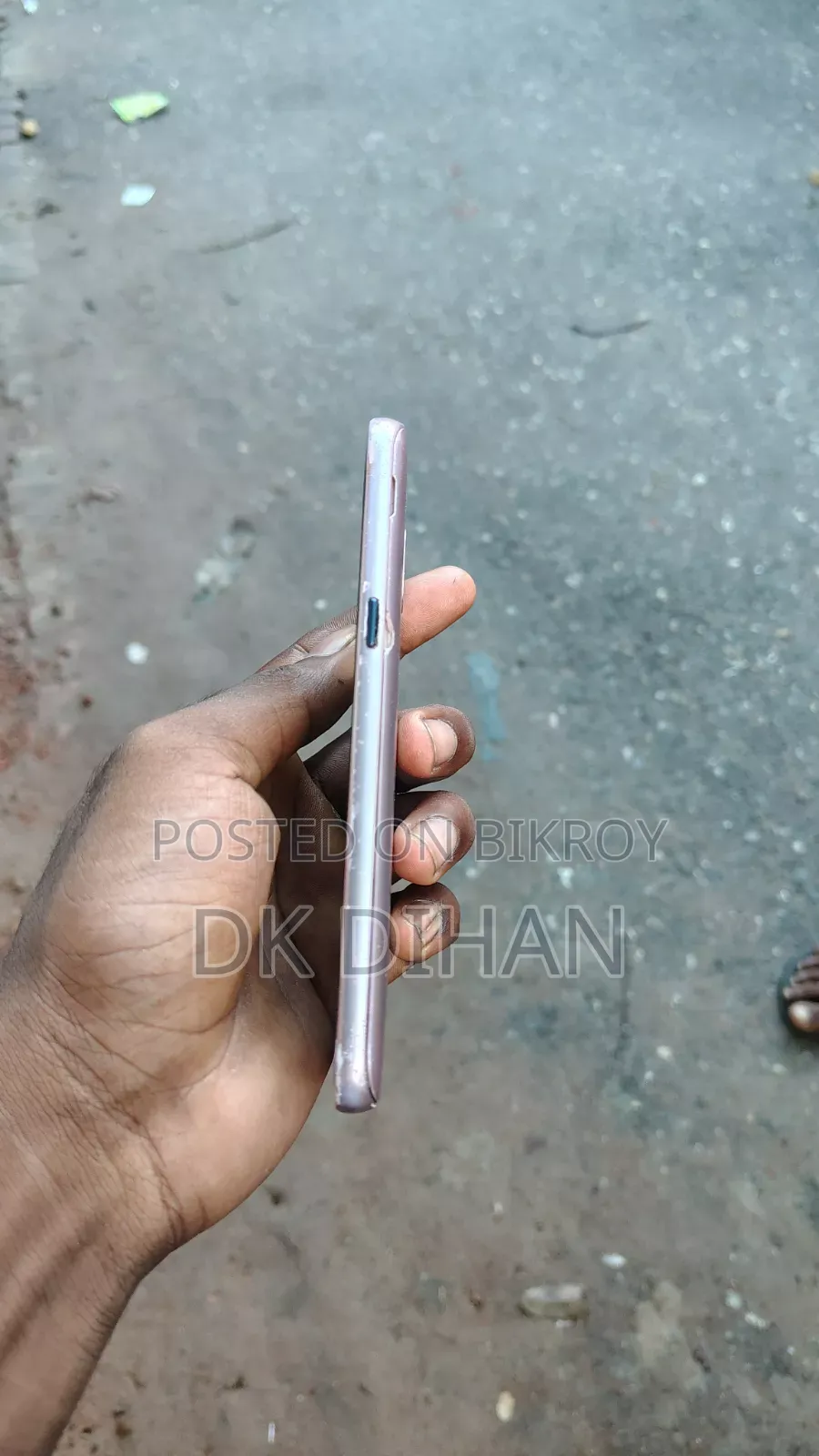 Samsung Galaxy J2 8 GB Gold
