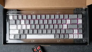 (Urgent Emergency Sell) Red Dragon 65% Rgb Mechanical Keyboard |