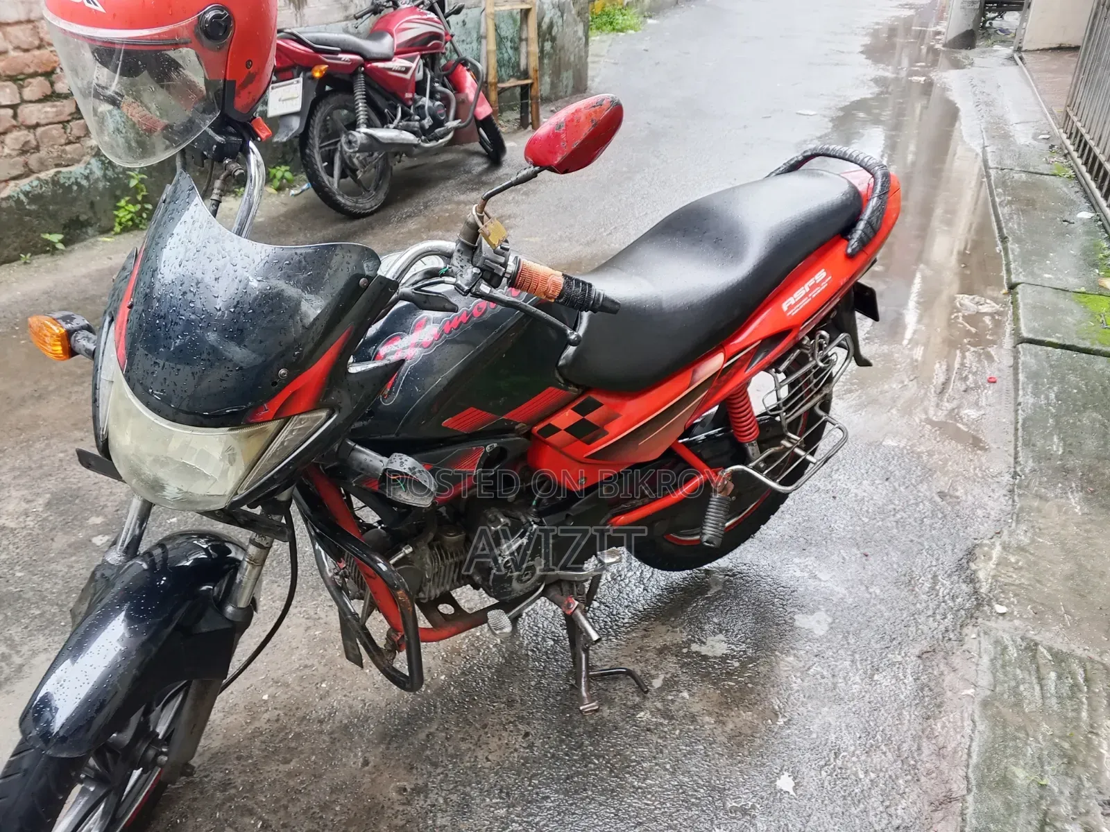 Hero Glamour 2016 Red