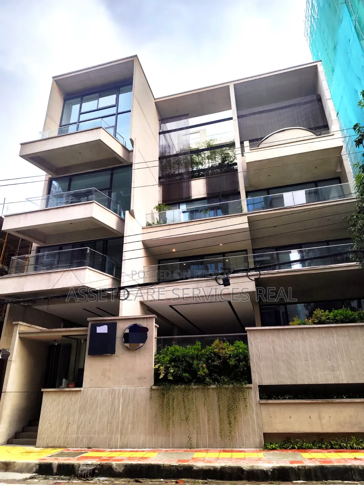 7-bedroom House in Baridhara for rent