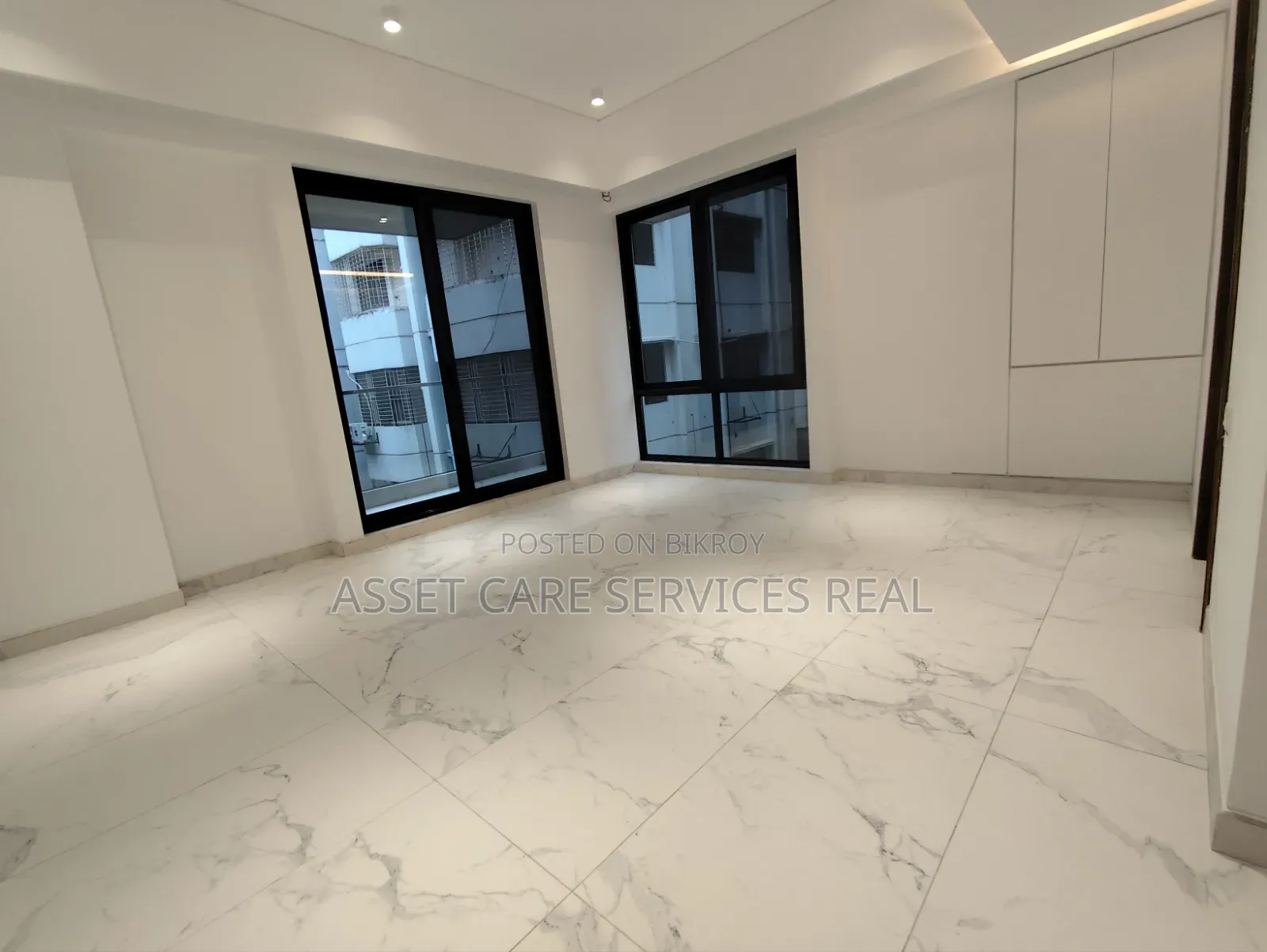 7-bedroom House in Baridhara for rent