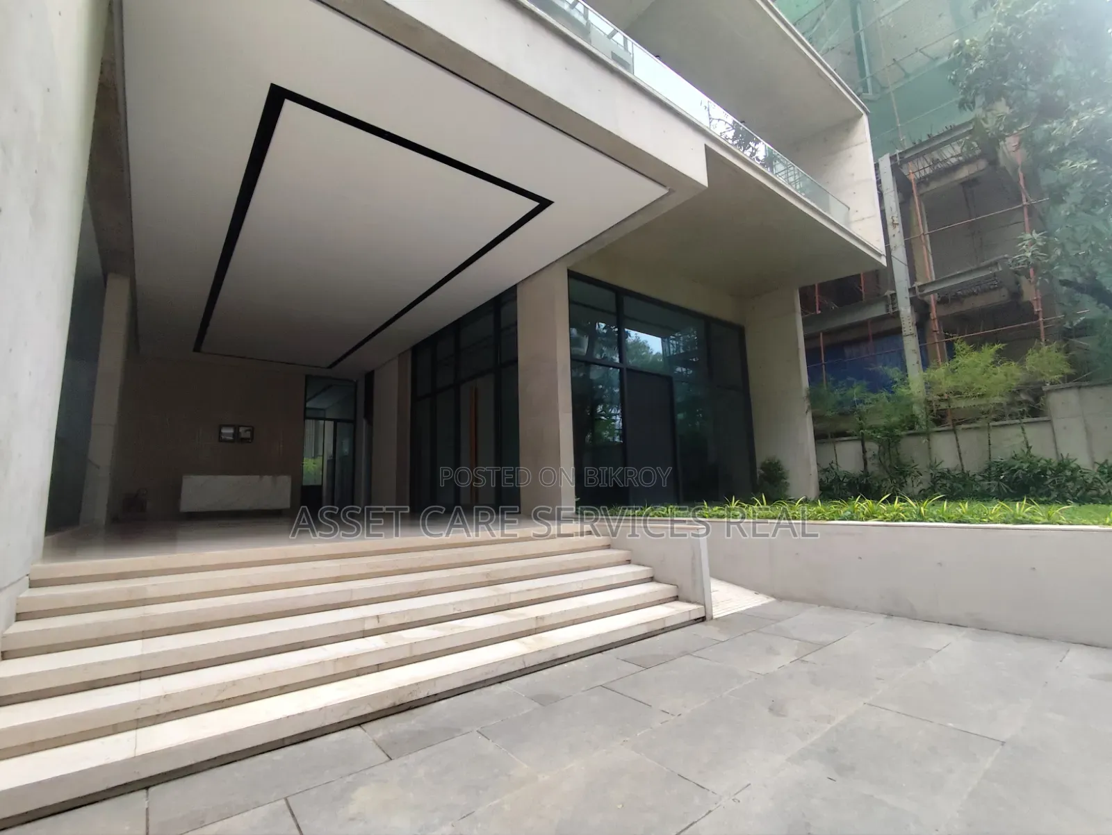 7-bedroom House in Baridhara for rent