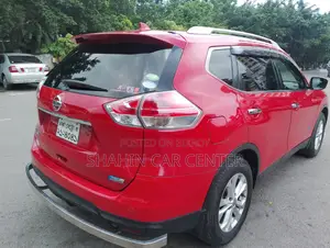 Nissan X-Trail 2.0 Hybrid FWD 2016 Red