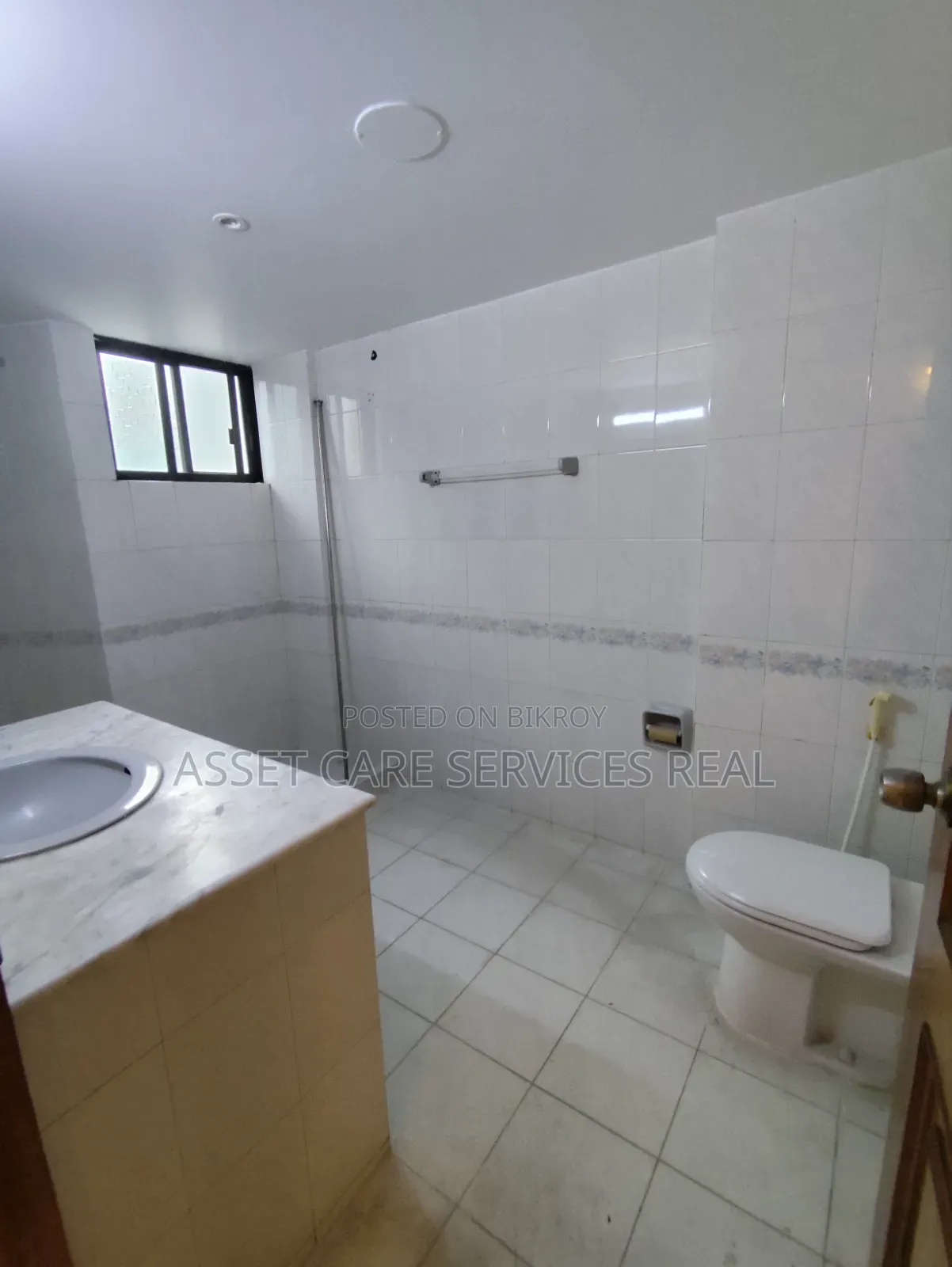 3-bedroom Apartment in Baridhara for rent