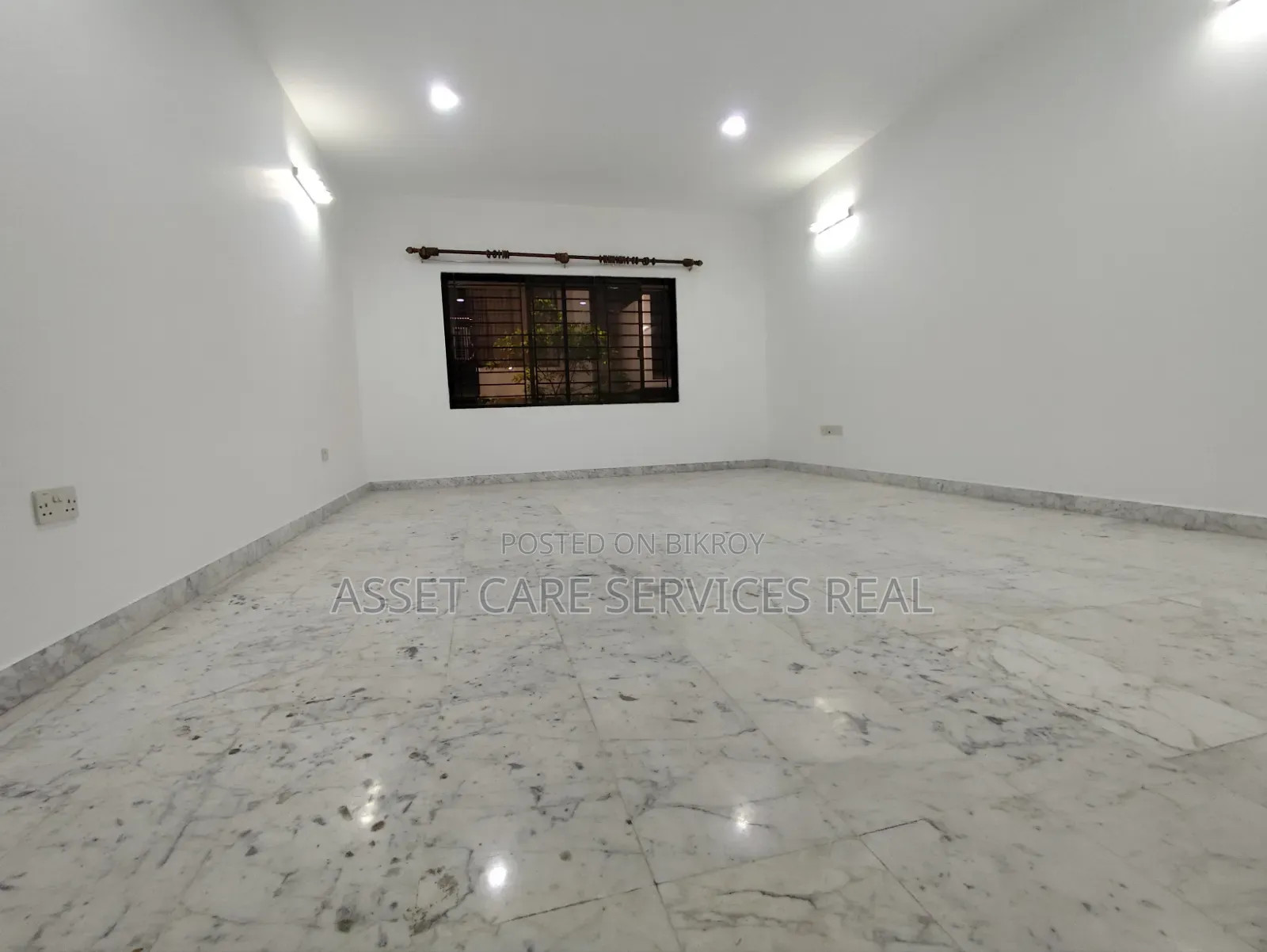 3-bedroom Apartment in Baridhara for rent