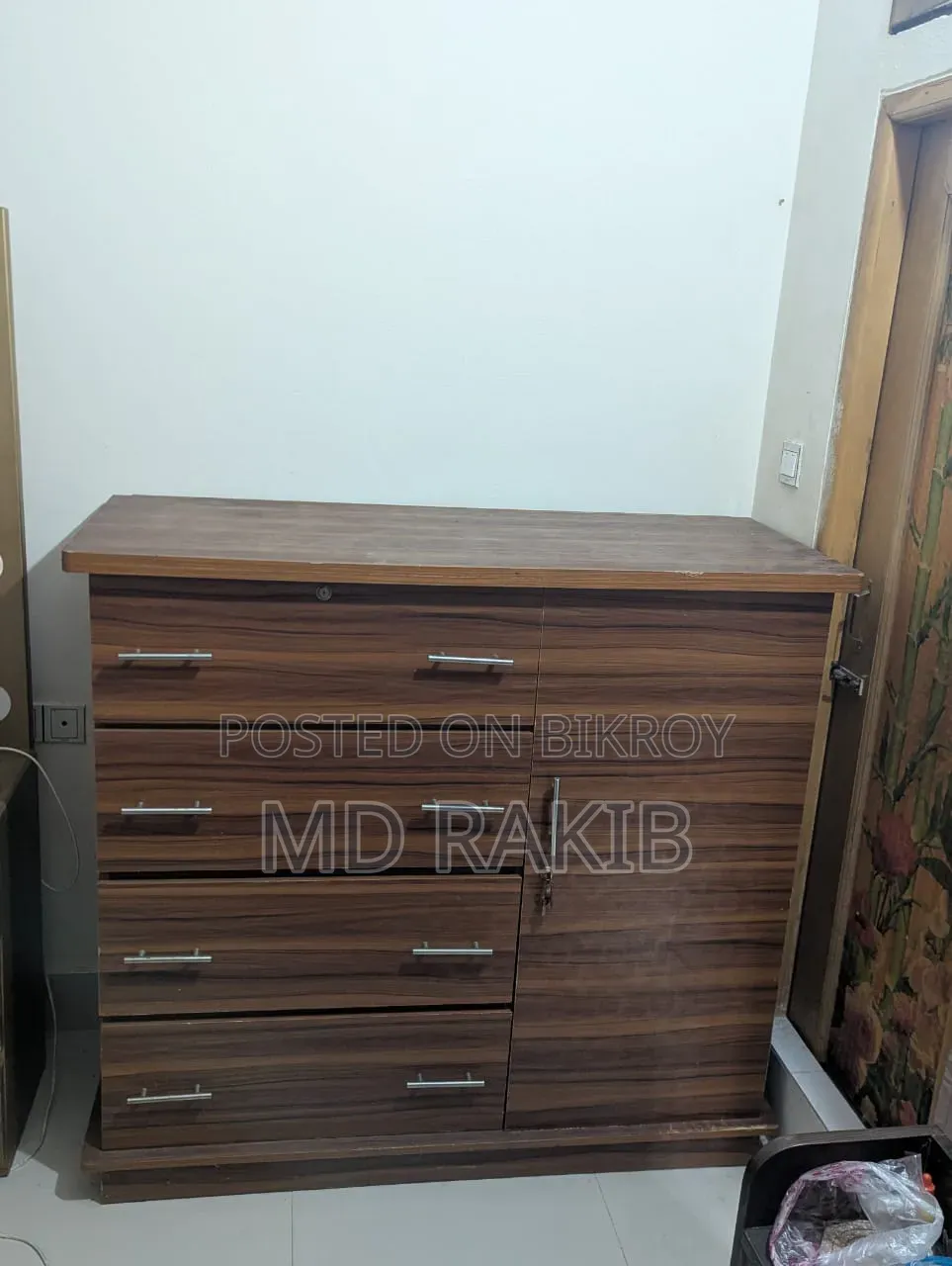 Wardrobe Old