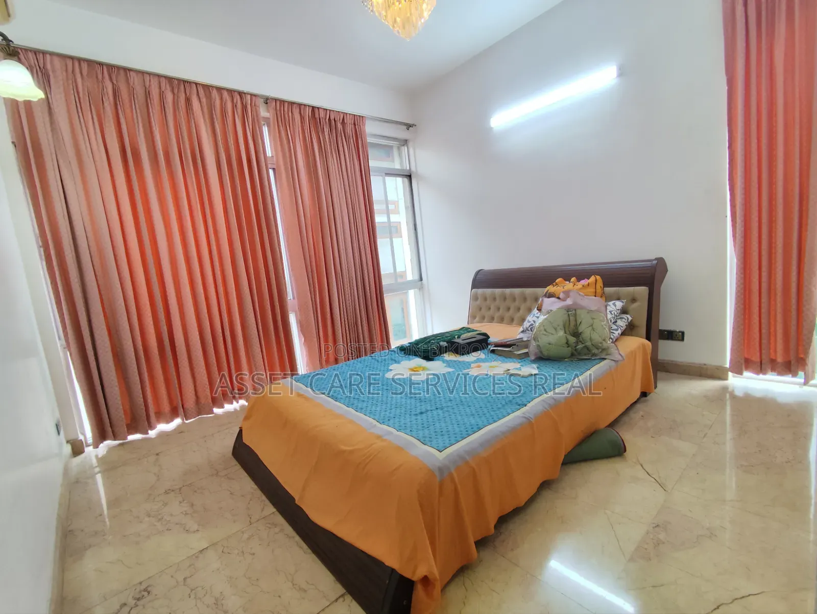4-Bedroom Duplex in Baridhara for rent