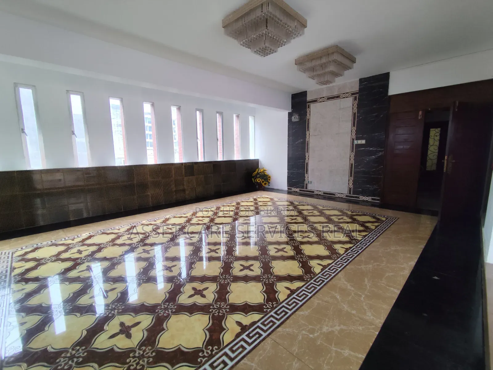 4-Bedroom Duplex in Baridhara for rent