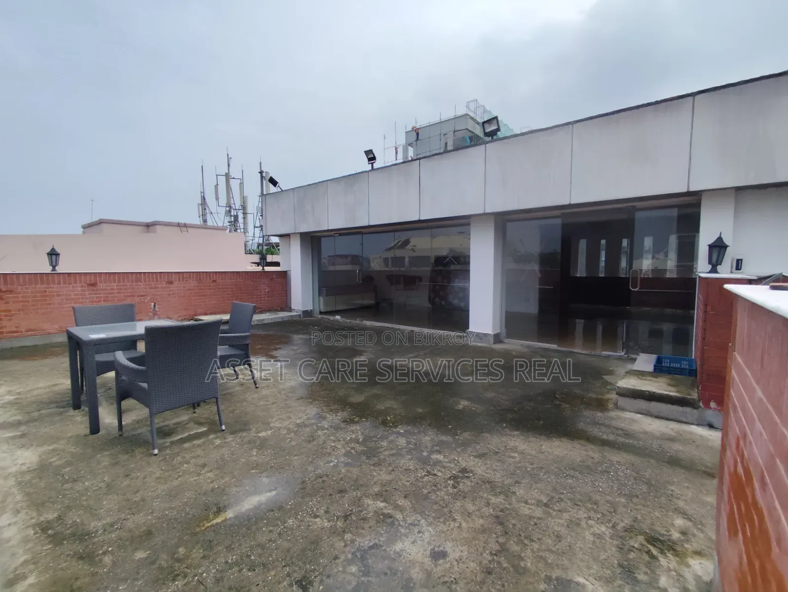 4-Bedroom Duplex in Baridhara for rent