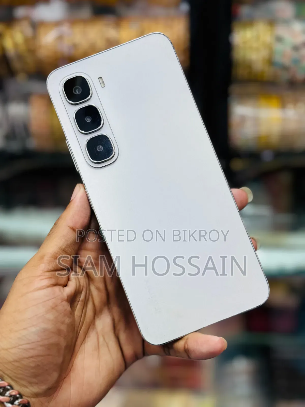 ইনফিনিক্স হট ৬০আই ২৫৬ জিবি সিলভার