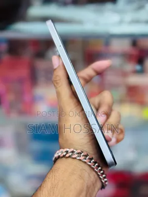 ইনফিনিক্স হট ৬০আই ২৫৬ জিবি সিলভার