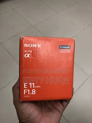 Sony E 11mm F1.8 Aps-c Ultra-wide-angle Prime Lens