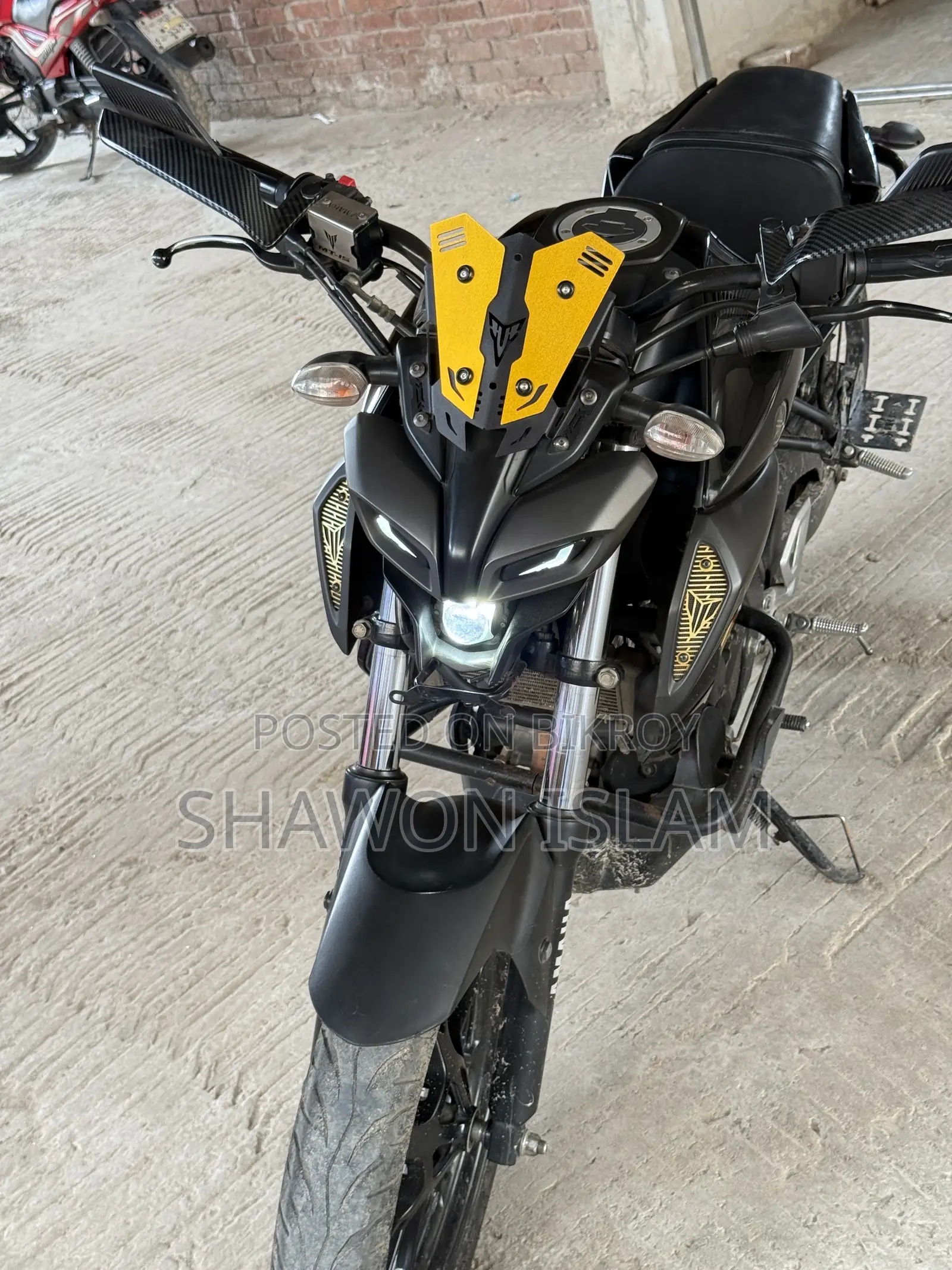 Yamaha 2022 Black