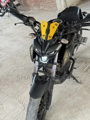 Yamaha 2022 Black