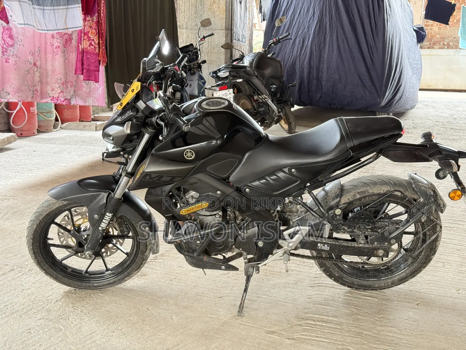 Yamaha 2022 Black