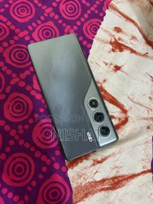 টেকনো ক্যামন ৪০ ২৫৬ জিবি কালো