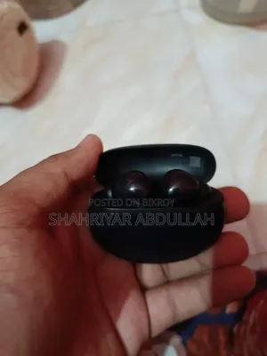 ইয়ারবাডস বিক্রি হবে